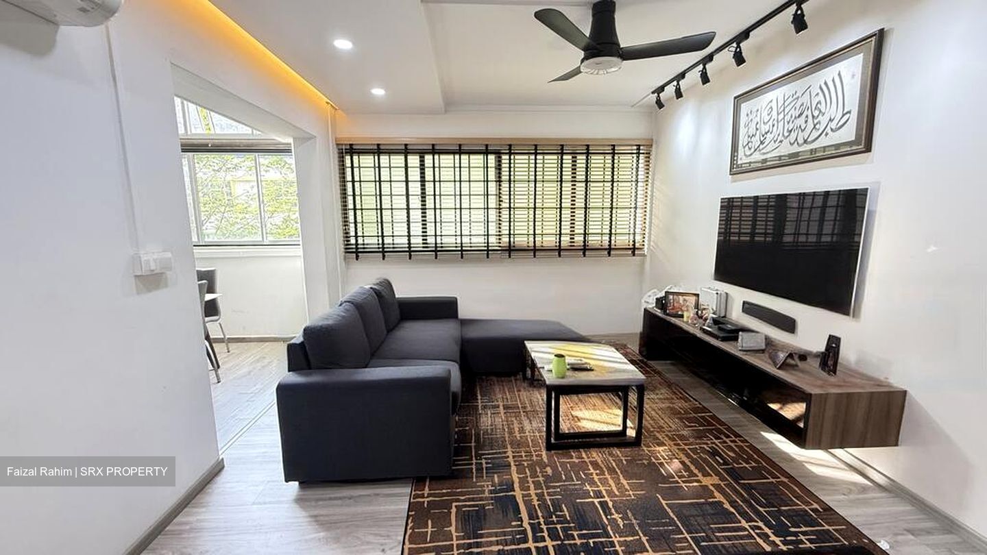 Blk 352 Yishun Jasmine (Yishun), HDB Executive #462106331